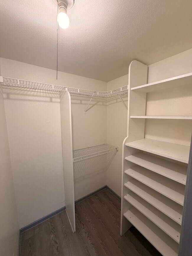 vestidor - grande - 305 Flats