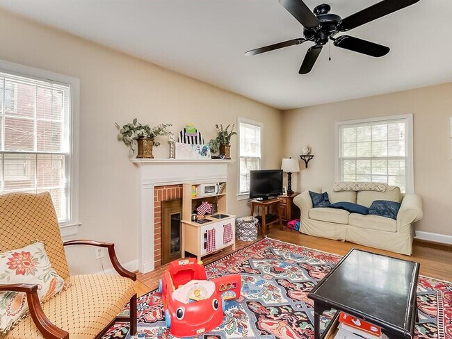 Foto del edificio - 217 Romany Rd