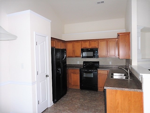 Building Photo - 823 Jennifer Ln