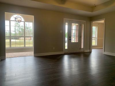 Foto del edificio - 1589 Forest Ave