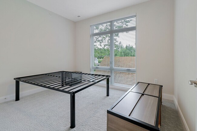 Foto del interior - 611 S State St