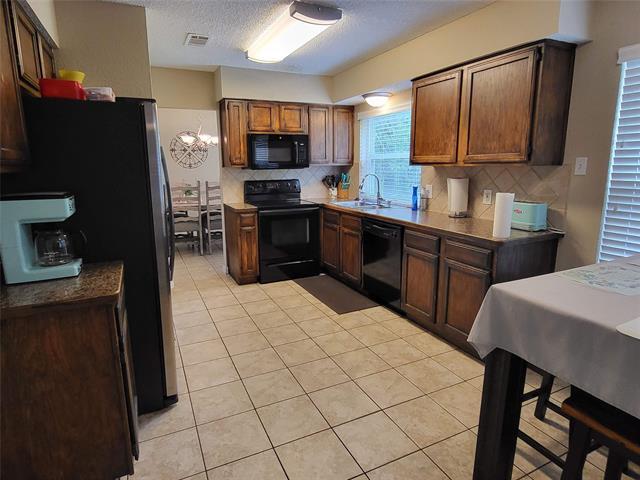 Building Photo - 510 Wild Oak Ln