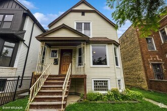 Building Photo - 3505 N Whipple St