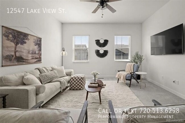 Building Photo - 12547 Lake View St