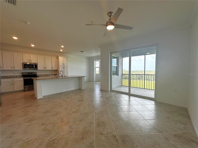 Foto del edificio - 14051 Heritage Landing Blvd
