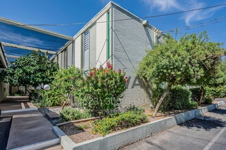 Building Photo - 4411 N 40th St