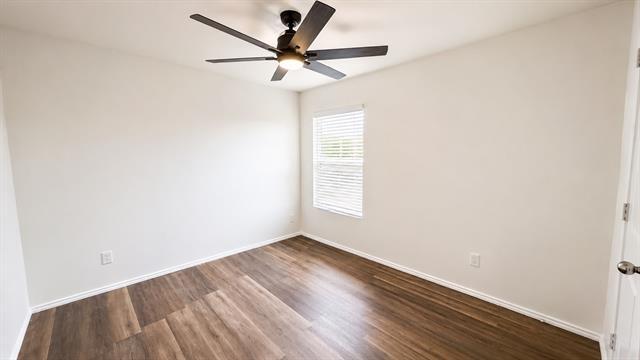 Foto del edificio - 4119 Wintergreen Dr