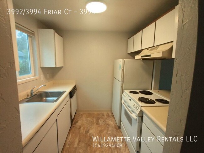 Foto del edificio - Nice townhouse in S Salem