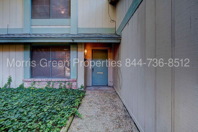 Foto del edificio - 9527 Quail Village Ln