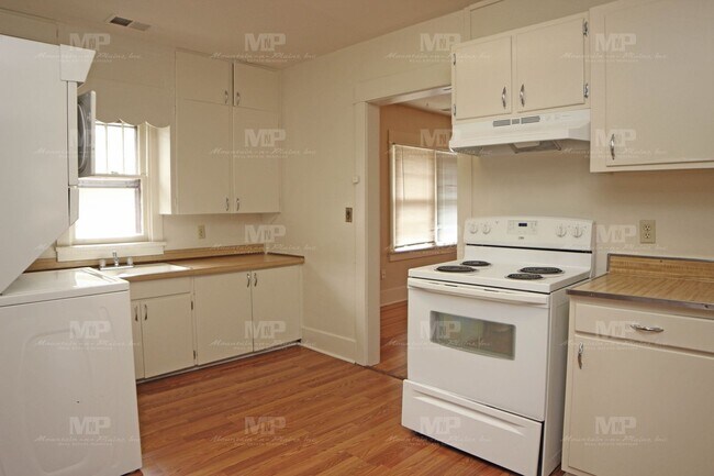 Foto del edificio - 812 W Myrtle St