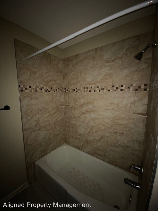 Foto del edificio - 3 br, 2 bath House - 5904 Valerie Drive