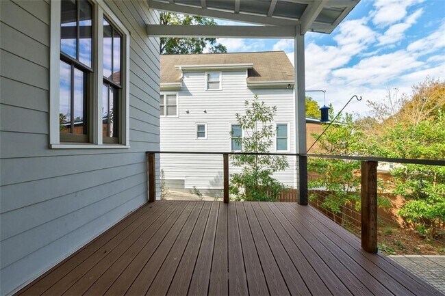 Foto del edificio - 1092 Kirkwood Ave SE