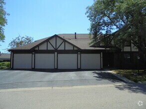 Building Photo - 1534 Springview Ct