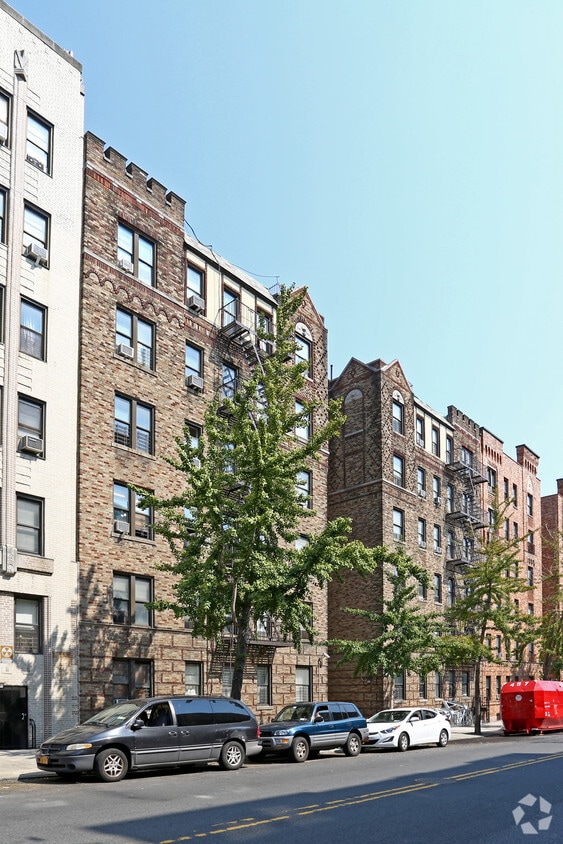 72 Seaman Ave, New York, NY 10034 Apartments in New York, NY