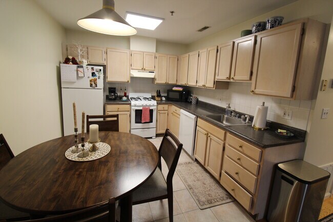 Foto del edificio - 2020 Massachusetts Ave