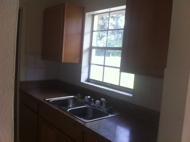 Foto del edificio - Beautiful  3 bedroom, 2 bath, 2 car garage...