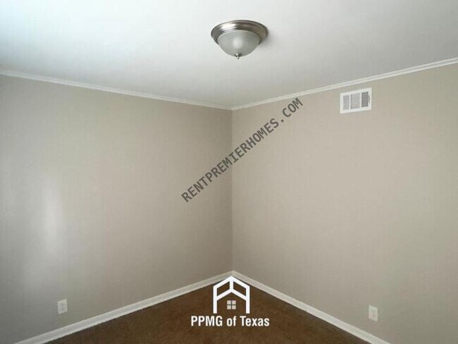 Foto del edificio - 4616 S 23rd W Ave