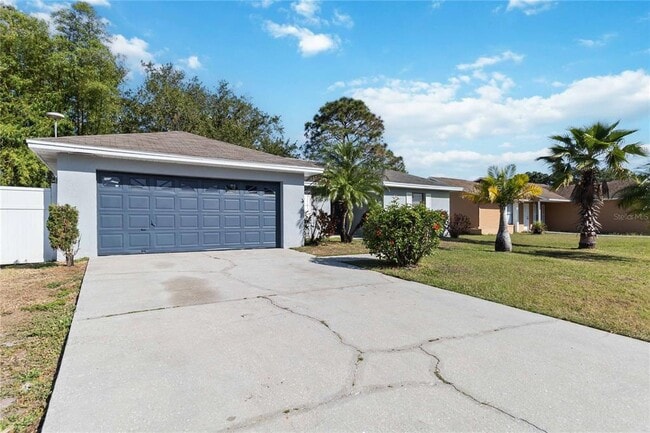 Building Photo - 218 Cranbrook Dr