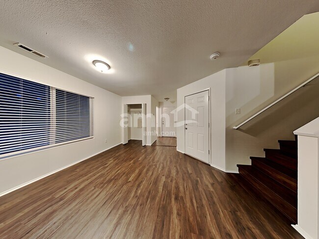 Building Photo - 17627 Silver Creek Avenue E
