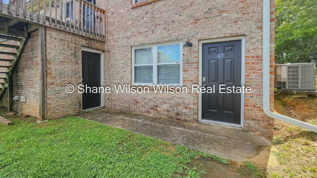 Photo - Cute little 1 BR / 1 BA apartment.  Move in special! 1/2 off the first month's rent!  Come View t...