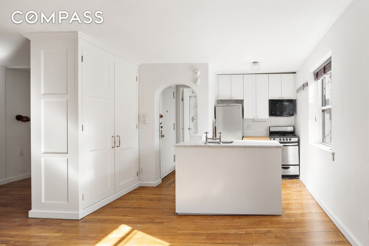 116 Perry St Unit J54, New York, NY 10014 Apartment for Rent in New