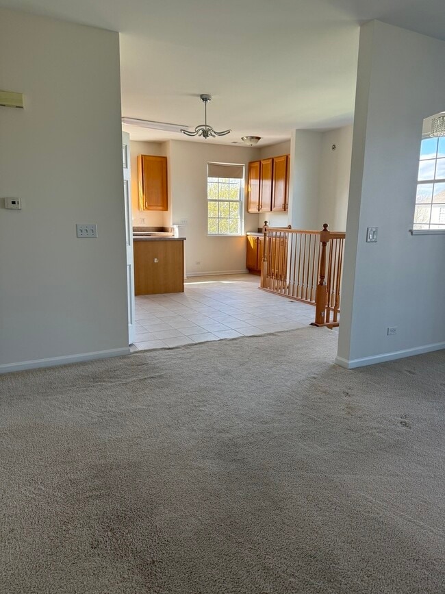 Building Photo - 4245 Savoy Ln