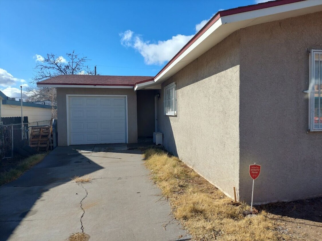 137 63rd St NW, Albuquerque, NM 87105 House Rental in Albuquerque, NM