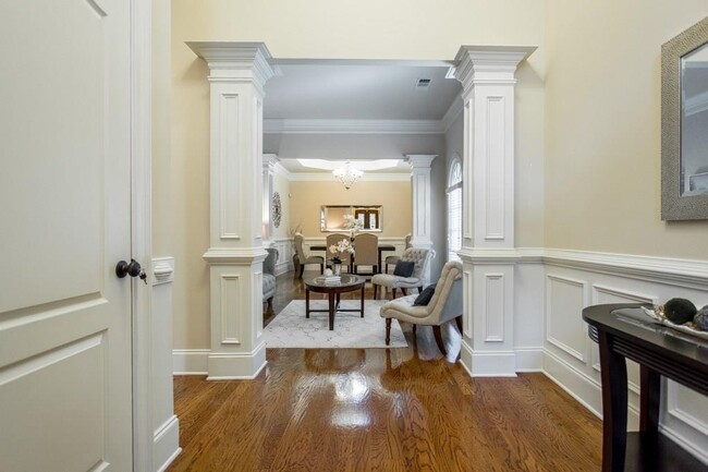 Foto del edificio - 2375 Briarcliff Commons