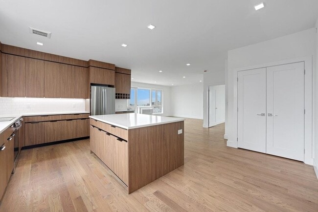 Foto del edificio - 8404 4th Ave