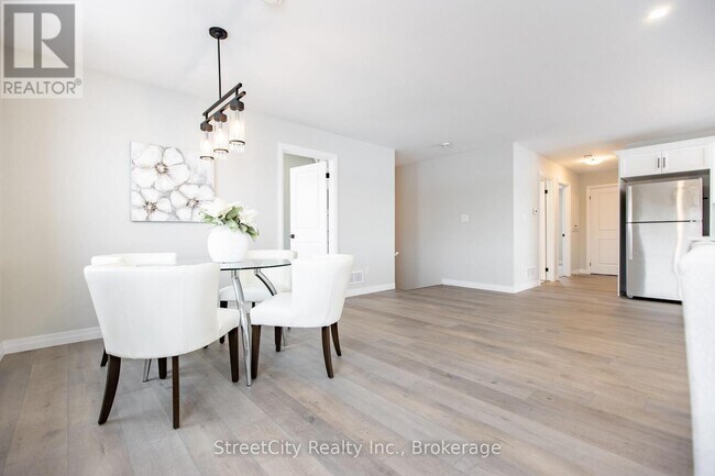 Photo du bâtiment - 2236 Line 34