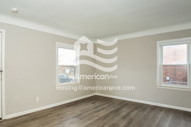 Foto del edificio - 15710 Stephens Rd