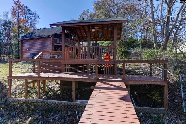 Foto del edificio - 1277 Holiday Haven Ln