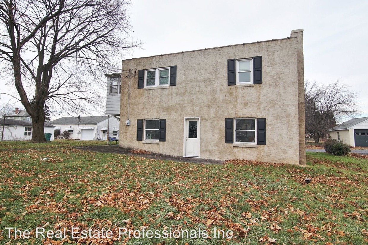 23 Grosstown Rd, Stowe, PA 19464 Condo for Rent in Stowe, PA