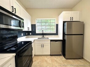 Building Photo - 641 Cypress Lake Blvd
