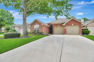 Building Photo - 1110 Parkhaven Ln
