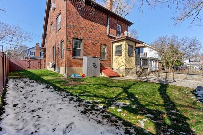Foto del edificio - 431 Bucknell St