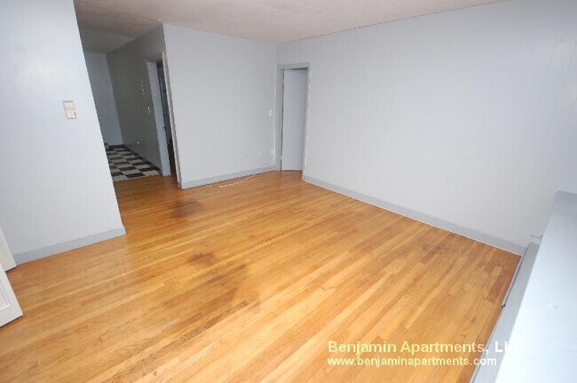 Building Photo - 20 Armington St