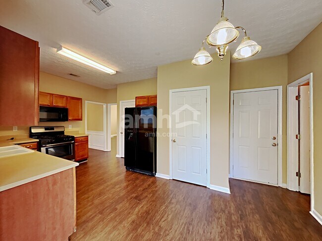 Foto del edificio - 1453 Whitaker Park Pl