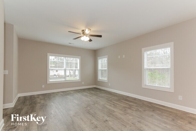 Foto del edificio - 1401 Living Wy