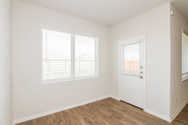 Foto del edificio - 7534 Tipton Meadow Way
