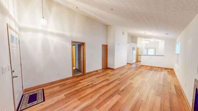 Building Photo - 5704 Galveston Dr