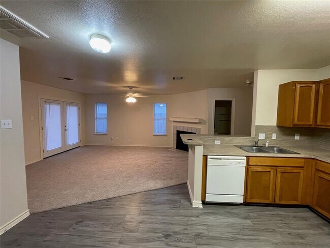 Foto del edificio - 2905 Kestrel Dr