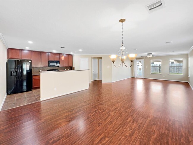 Building Photo - 15618 Harris Canyon Ln