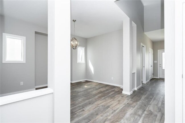Building Photo - 78 Springwater Rd