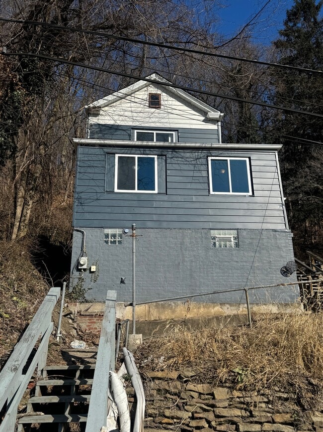 Photo - 908 Benwood Ave House