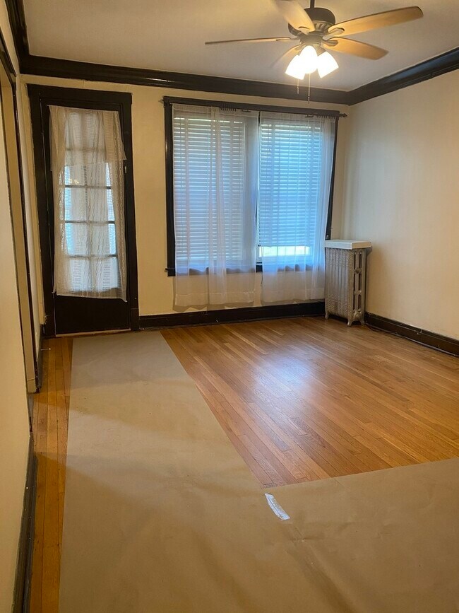 Foto del edificio - 357 E 71st St