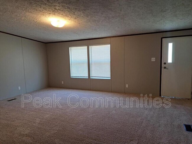 Building Photo - 162 Shady Brook Hts