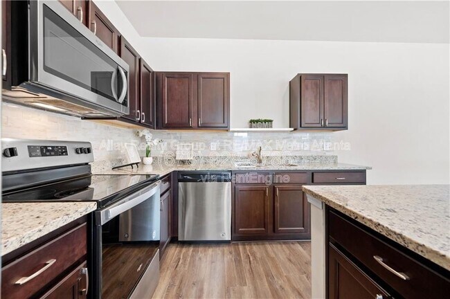 Foto del edificio - 6448 Mountain Home Way