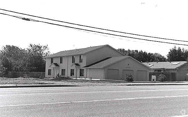 Foto del edificio - 13954-14006 SE Division St