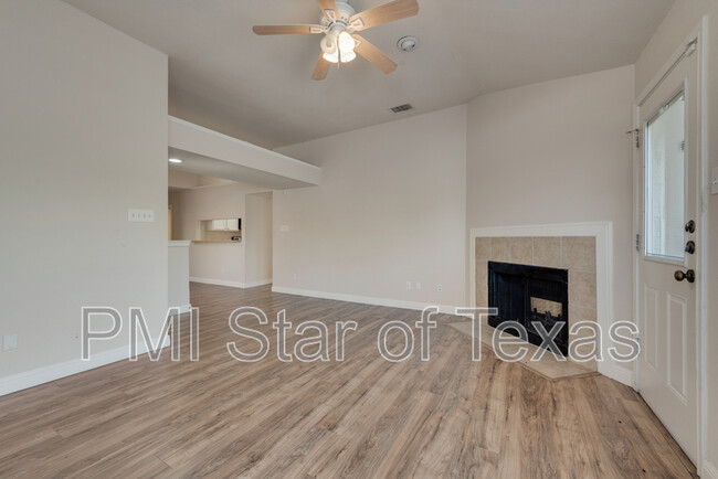 Foto del edificio - 2107 Prairie Creek Trail